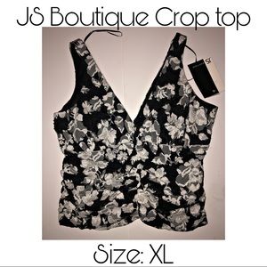 Js Boutique Crop Shirt Size XL Black and White